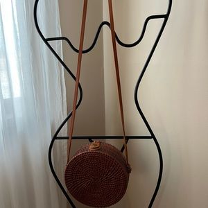 Bamboo woman pulse